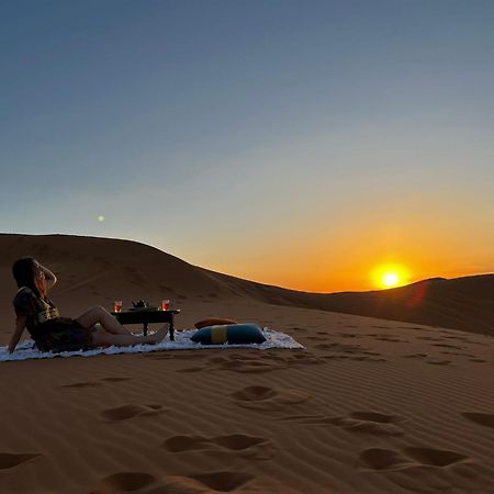 Hotel Erg Chebbi Starlight Camp Merzouga Exterior foto